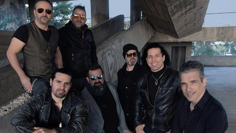 15 50 & Domenica: Ενώνουν τις δυνάμεις τους και τραγουδούν το «Εσύ Εκεί»