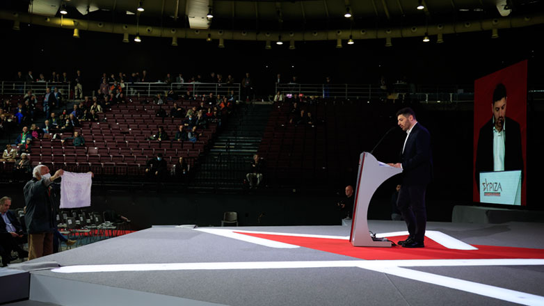 Συνέδριο ΣΥΡΙΖΑ 2η μέρα LIVE: Παρουσίαση θέσεων από Μ. Ξενογιαννακοπούλου, Ρ. Δούρου, Ν. Παππά, Γ. Τσίπρα