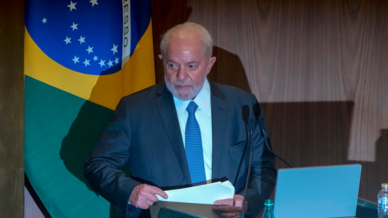 Ο ΥΠΕΞ της Ρωσίας Λαβρόφ έγινε δεκτός από τον πρόεδρο της Βραζιλίας Λούλα μετά τη σύνοδο της G20