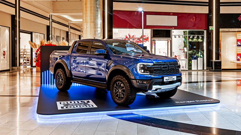 Ford Ranger Raptor: Το κορυφαίο pick-up σε ανανεωμένο stage στο εμπορικό κέντρο στο Μαρούσι