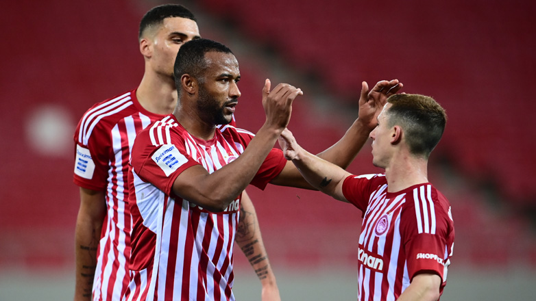 Mε τη… ψυχή στο στόμα ο Ολυμπιακός, 2-1 με ανατροπή τον μαχητικό Αστέρα