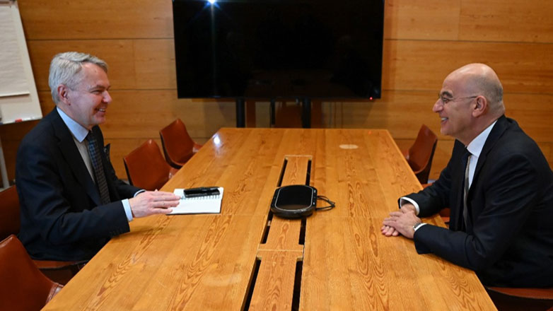 Συνάντηση Δένδια με τον Φινλανδό ομόλογό του στο Ελσίνκι