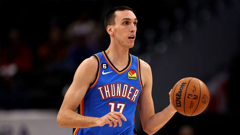 Στους Χόρνετς ο Ποκουσέφσκι