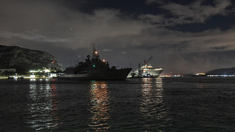 Επιχείρηση «Ασπίδες»: Βίντεο από τον απόπλου της φρεγάτας «Ύδρα»