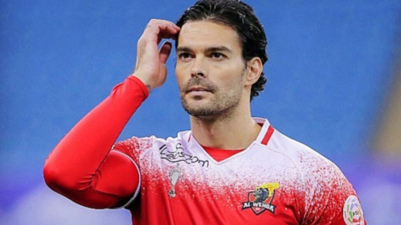 Alberto Botia: Στο χειρουργείο ο σύντροφος της Ελένης Φουρέιρα – Τι συνέβη