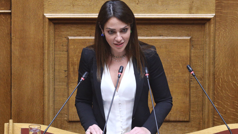 Μιχαηλίδου: Δεν υπάρχει πολίτης αυτής της χώρας που να έχει ενεργό ΑΜΚΑ και να στερείται το δικαίωμα δωρεάν νοσηλείας σε δημόσιο νοσοκομείο Μιχαηλίδου: Δεν υπάρχει πολίτης αυτής της χώρας που να έχει ενεργό ΑΜΚΑ και να στερείται το δικαίωμα δωρεάν νοσηλείας σε δημόσιο νοσοκομείο