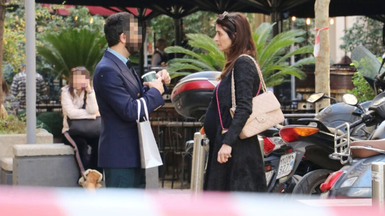 Αντιγόνη Κουλουκάκου: Βόλτα στο κέντρο της πόλης σε προχωρημένη εγκυμοσύνη