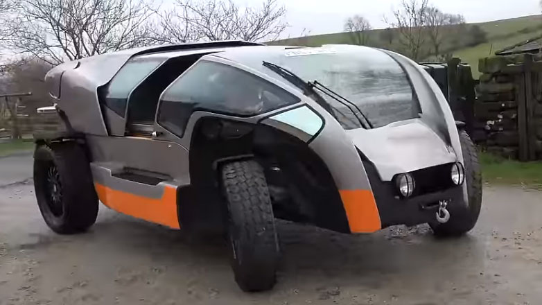 Ποιος δεν θέλει ένα τέτοιο αμφίβιο όχημα με V6 κινητήρα και συρόμενο θόλο;