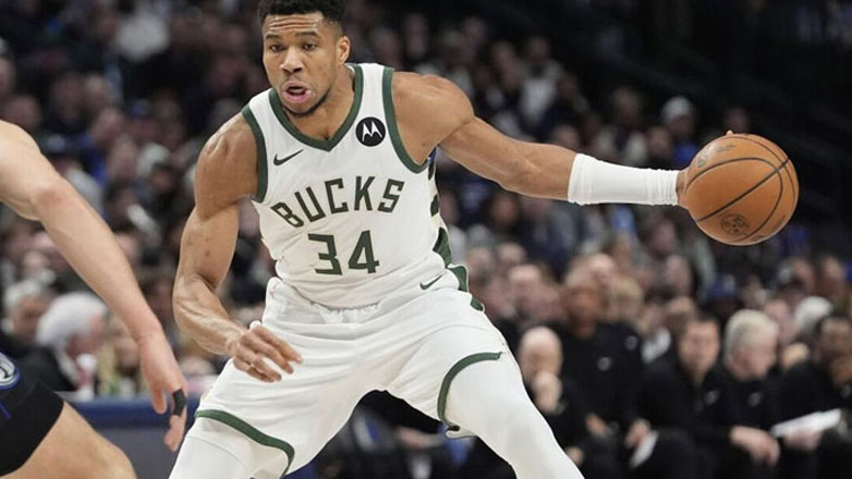 Τέταρτη διαδοχική νίκη για Μπακς με double-double του Αντετοκούνμπο