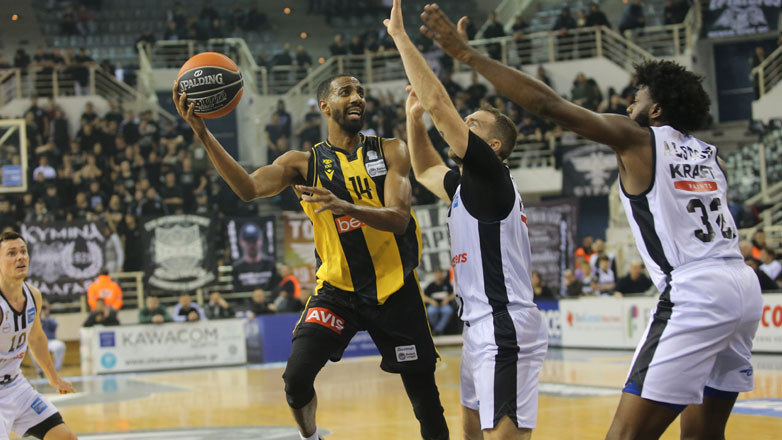 Basket League: Η ΑΕΚ νίκησε στο ντέρμπι «δικεφάλων», 94-85 τον ΠΑΟΚ