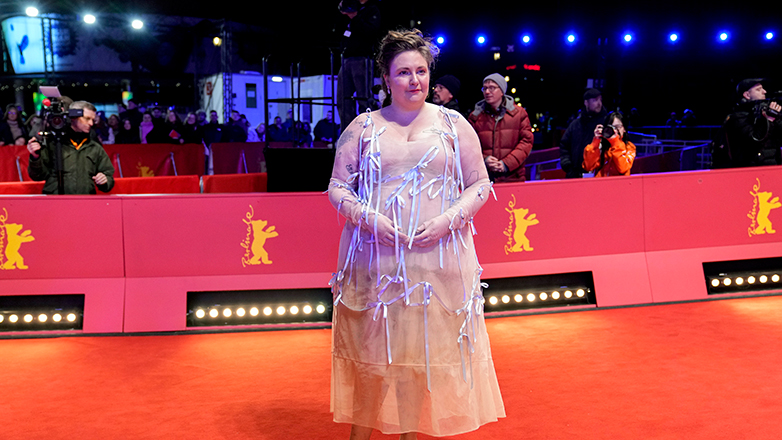 «Too Much»: H νέα κωμική σειρά του Netflix με ένα καστ αστέρων