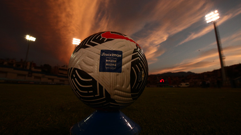 Super League: Η πρωτιά της συναρπαστικής κανονικής περιόδου άλλαξε 10 φορές κάτοχο!