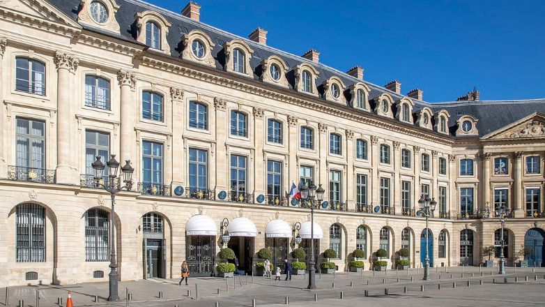 Παρίσι: Μασέρ του ξενοδοχείου Ritz κατηγορείται ότι βίασε 4 φορές 26χρονη