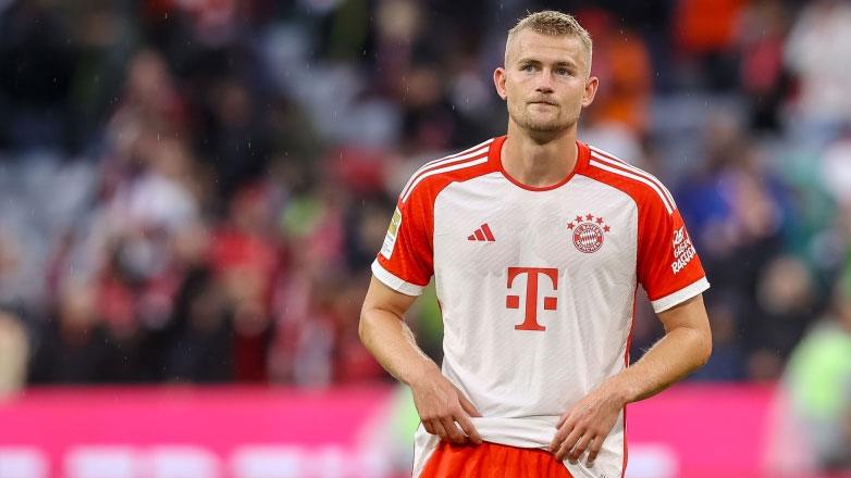 Ντε Λιχτ: «Δεν σκέφτομαι τη μεταγραφή»