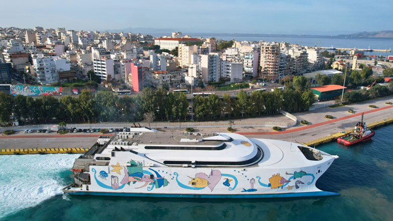 EuroChampion Jet – Το νέο εντυπωσιακό ταχύπλοο της SEAJETS κατέφτασε στο λιμάνι του Πειραιά!