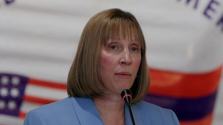 Η Αμερικανίδα πρέσβης Λιν Τρέισι κλήθηκε στο ρωσικό υπουργείο Εξωτερικών