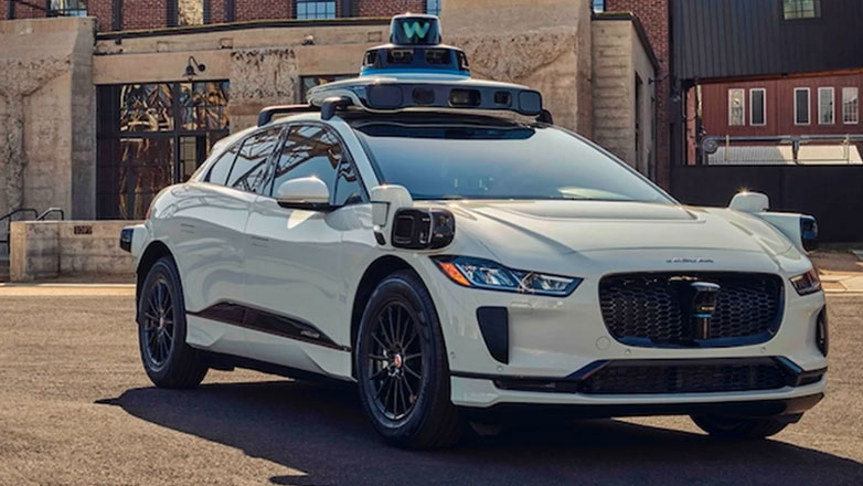 Πήγε να κλέψει αυτοκινούμενο ταξί, το οποίο λειτουργεί χωρίς την παρουσία οδηγού