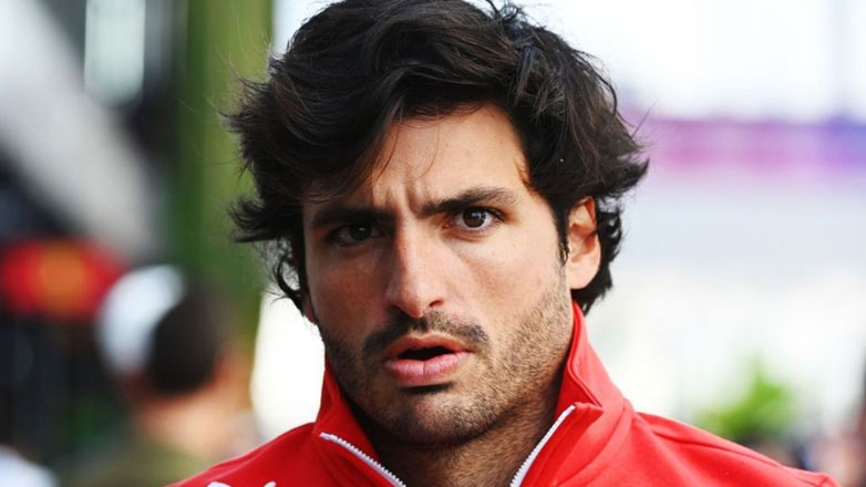 F1: Εκτός μάχης ο Carlos Sainz της Ferrari λόγω σκωληκοειδίτιδας