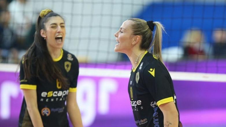 Βόλεϊ γυναικών: Στον τελικό του Κυπέλλου η ΑΕΚ, 3-0 σετ τον Άρη!