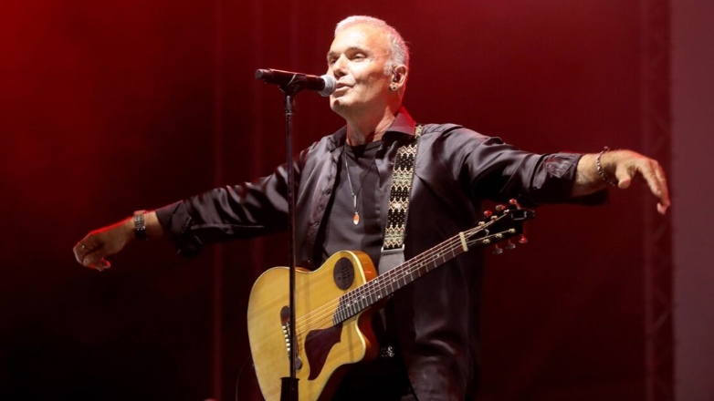 Στέλιος Ρόκκος: Έκανε πρεμιέρα σε νυχτερινό μαγαζί τρεις μήνες μετά το θάνατο του αδελφού του