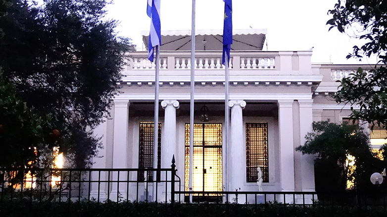 Λογαριασμοί ρεύματος: Τα μέτρα που εξετάστηκαν στο Μαξίμου