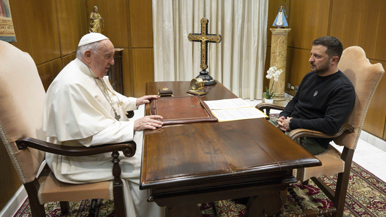 Ο Ζελένσκι απορρίπτει την έκκληση του πάπα Φραγκίσκου για συνομιλίες με τη Ρωσία