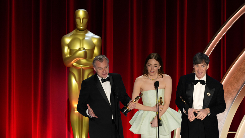 Όσκαρ 2024: Σάρωσε το Oppenheimer με 7 Βραβεία – Στην Έμα Στόουν το Όσκαρ Α’ Γυναικείου Ρόλου