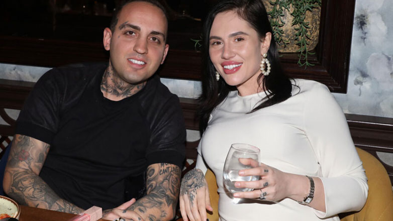 Έλενα Τσαγκρινού – DJ Stephan: Μέσα στο σπίτι με πισίνα που μετακόμισαν λίγους μήνες πριν γίνουν γονείς