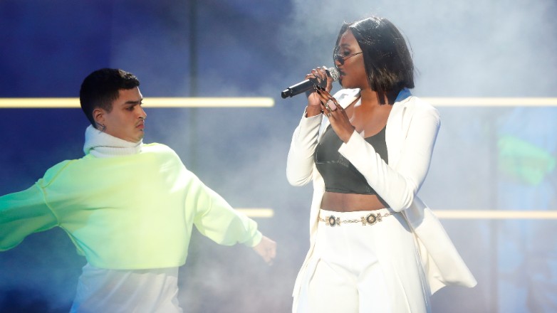 Ρατσιστικό «παραλήρημα» για να μην τραγουδήσει η Aya Nakamura στους Ολυμπιακούς Αγώνες