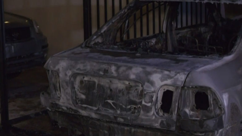 Φωτιά σε ΙΧ στη Θεσσαλονίκη – Ακούστηκαν δύο εκρήξεις