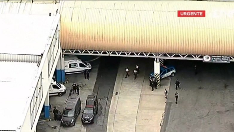 Βραζιλία: Ένοπλος εισέβαλε σε λεωφορείο και κρατάει ομήρους