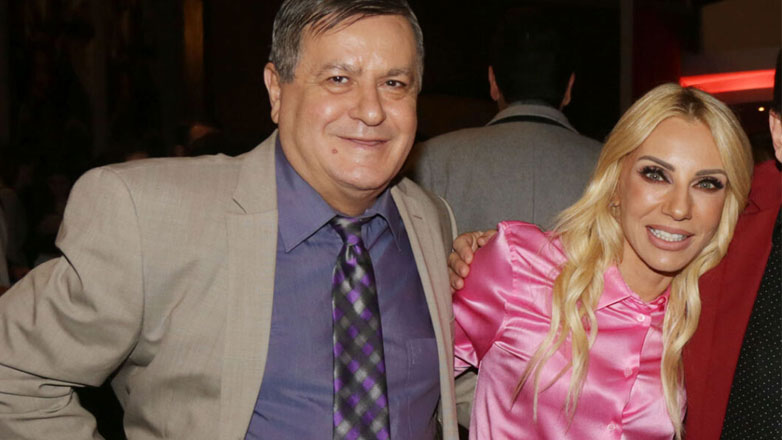 Γιάννης Καπετάνιος για Έλενα Τσαβαλιά: «Κατουριόταν από τα γέλια πάντα, το έχει πάθει και επί σκηνής αυτό»