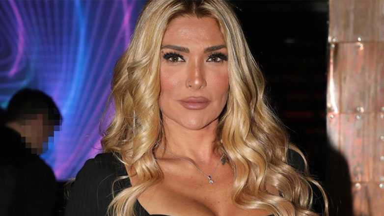 Αγγελική Ηλιάδη: Στο νοσοκομείο η μητέρα της τραγουδίστριας