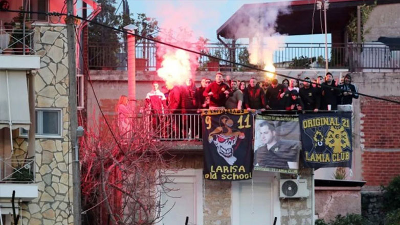 Αθώοι οι οπαδοί της ΑΕΚ για τα καπνογόνα στη Λαμία