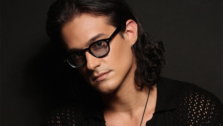 Ο Θέμης Καψής στα παρκέ του έρωτα!