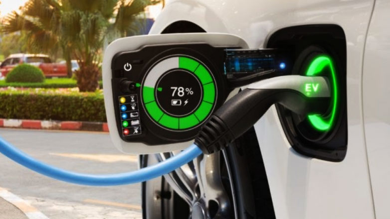 Χριστίνα Αλεξοπούλου: Υπόσχεση – πυροτέχνημα από την υφυπουργό Μεταφορών για το «Κινούμαι Ηλεκτρικά 3»