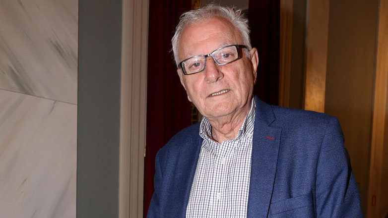 «Έχει χάσει τη φωνή του ο Κώστας Χαρδαβέλλας»