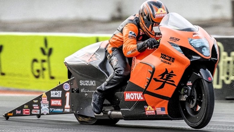 Η Suzuki Hayabusa συνεχίζει το σερί των νικών Pro Stock