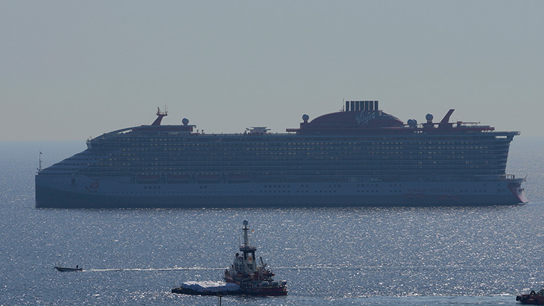 Στα ανοιχτά της Γάζας το πλοίο που μεταφέρει βοήθεια από την Κύπρο