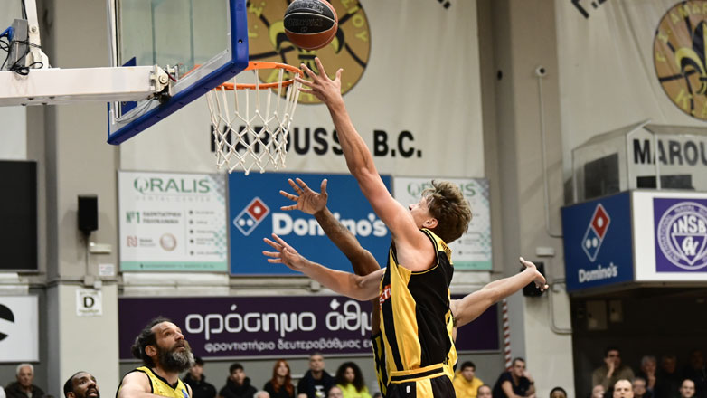 Basket League: Παραμένει στο «κόλπο» για την εξάδα η ΑΕΚ, 90-82 το Μαρούσι