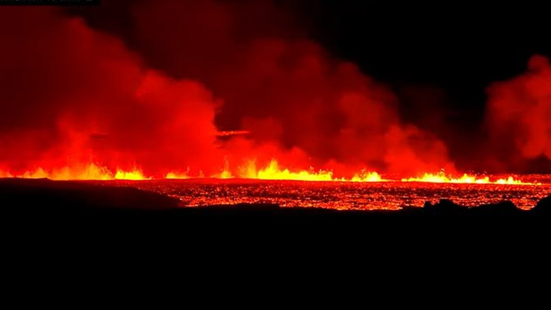 Ισλανδία: Νέα έκρηξη του ηφαιστείου στη χερσόνησο Ρέικιανες