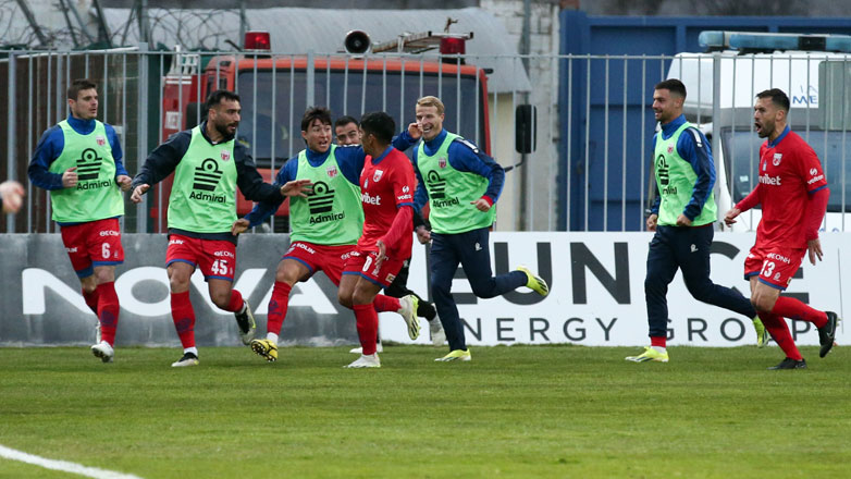 Super League: «Άλμα» παραμονής για το Βόλο, 2-0 στην Τρίπολη τον Αστέρα