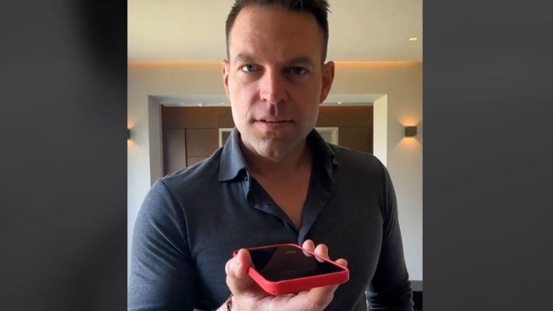 Κασσελάκης: Οι τελευταίες προετοιμασίες πριν μπει στρατό – «Zακέτα να πάρεις» του είπε η μητέρα του