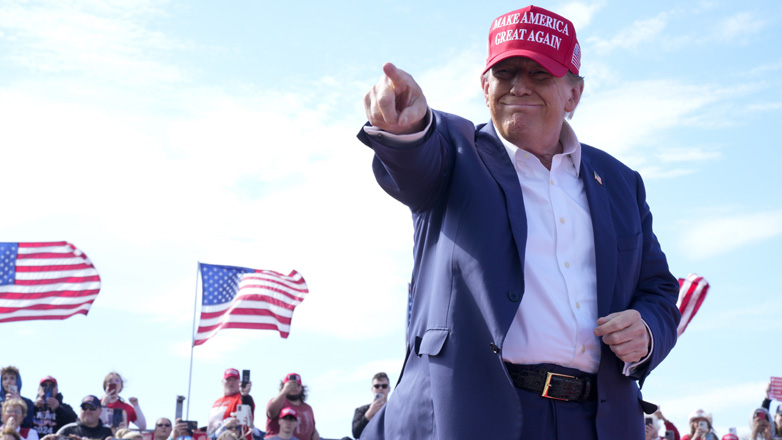 Τραμπ: «Αν δεν εκλεγώ, θα γίνει μακελειό στη χώρα» Τραμπ: «Αν δεν εκλεγώ, θα γίνει μακελειό στη χώρα»