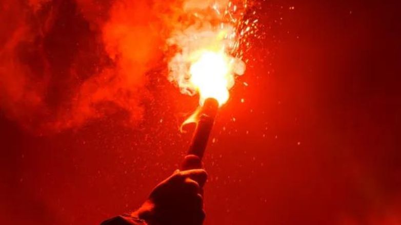 Κρήτη: Στα χέρια του 33χρονου έσκασε η ναυτική φωτοβολίδα