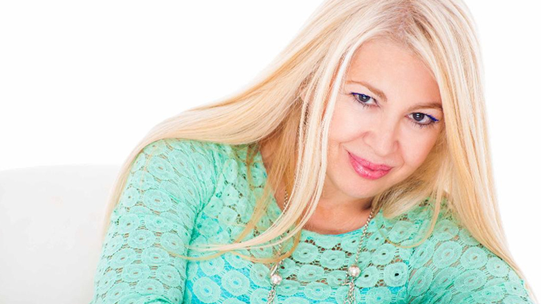 Βράβευση της Β΄ Ποιητικής Συλλογής με τίτλο «Ταξίδι Συναισθημάτων» της Έφης Χαντζούλη