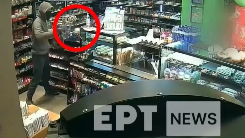 Βίντεο ντοκουμέντο: Καρέ καρέ η ληστεία σε κατάστημα καφέ στη Θεσσαλονίκη