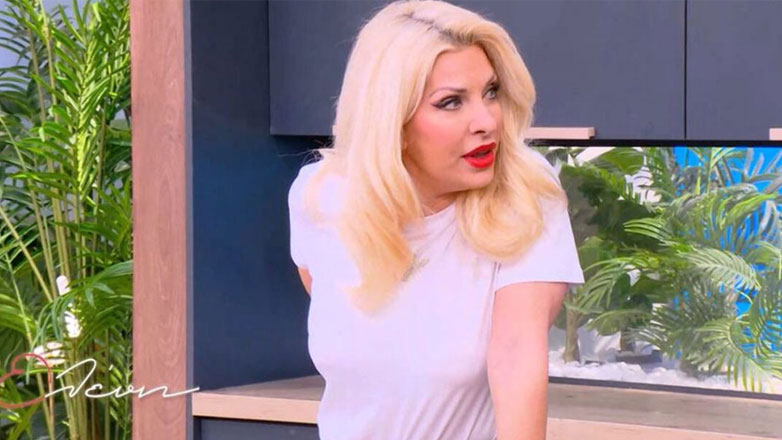 Με έντονους πόνους στη μέση επέστρεψε στην εκπομπή της η Ελένη Μενεγάκη