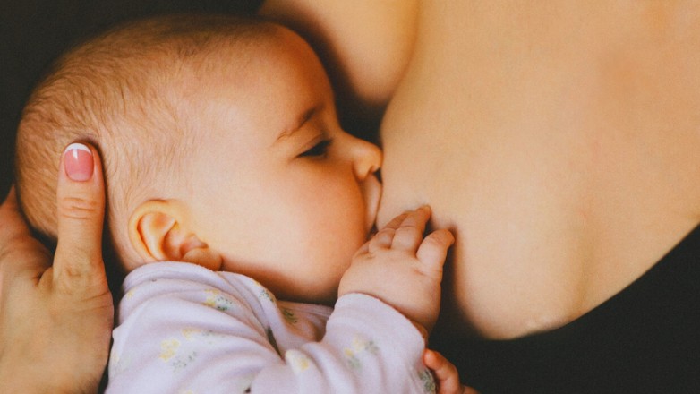 Θηλασμός: Γιατί ορισμένες γυναίκες δεν έχουν πολύ γάλα;