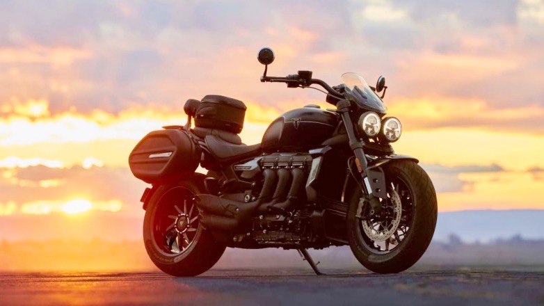 Η Triumph παρουσιάζει τα τελευταία μοντέλα Rocket 3 Storm